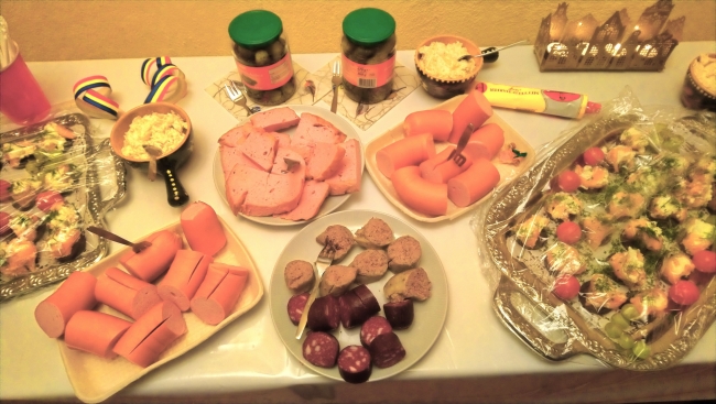 34,35,299,313.571472