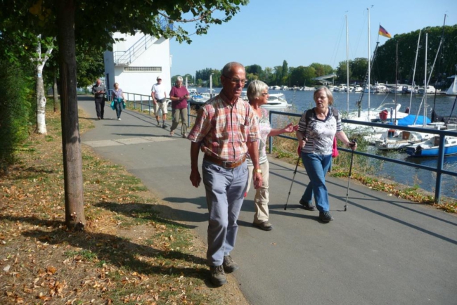 P1360485 Schiersteiner-Hafen